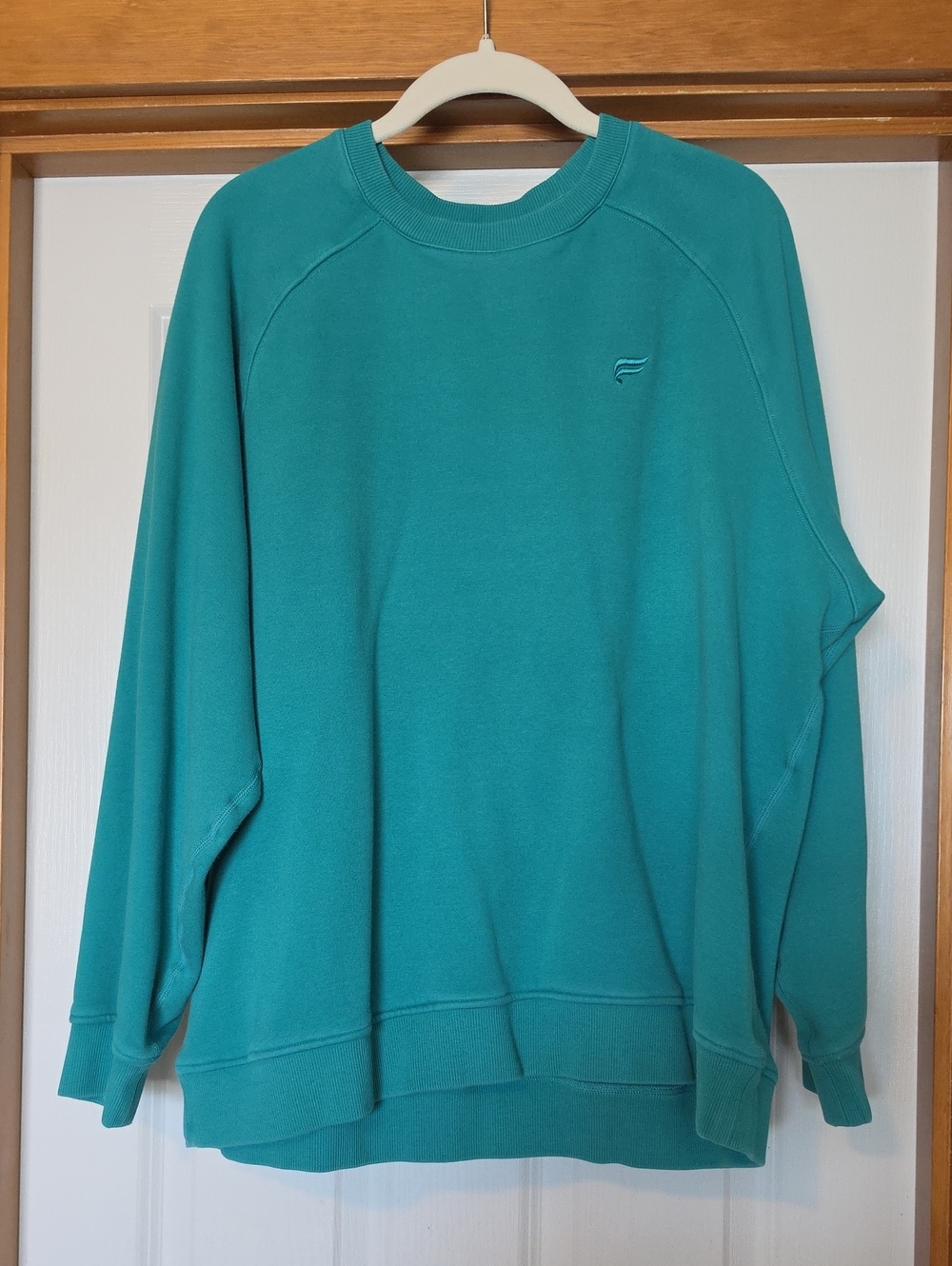 Fabletics Unisex Teal Crewneck Sweatshirt